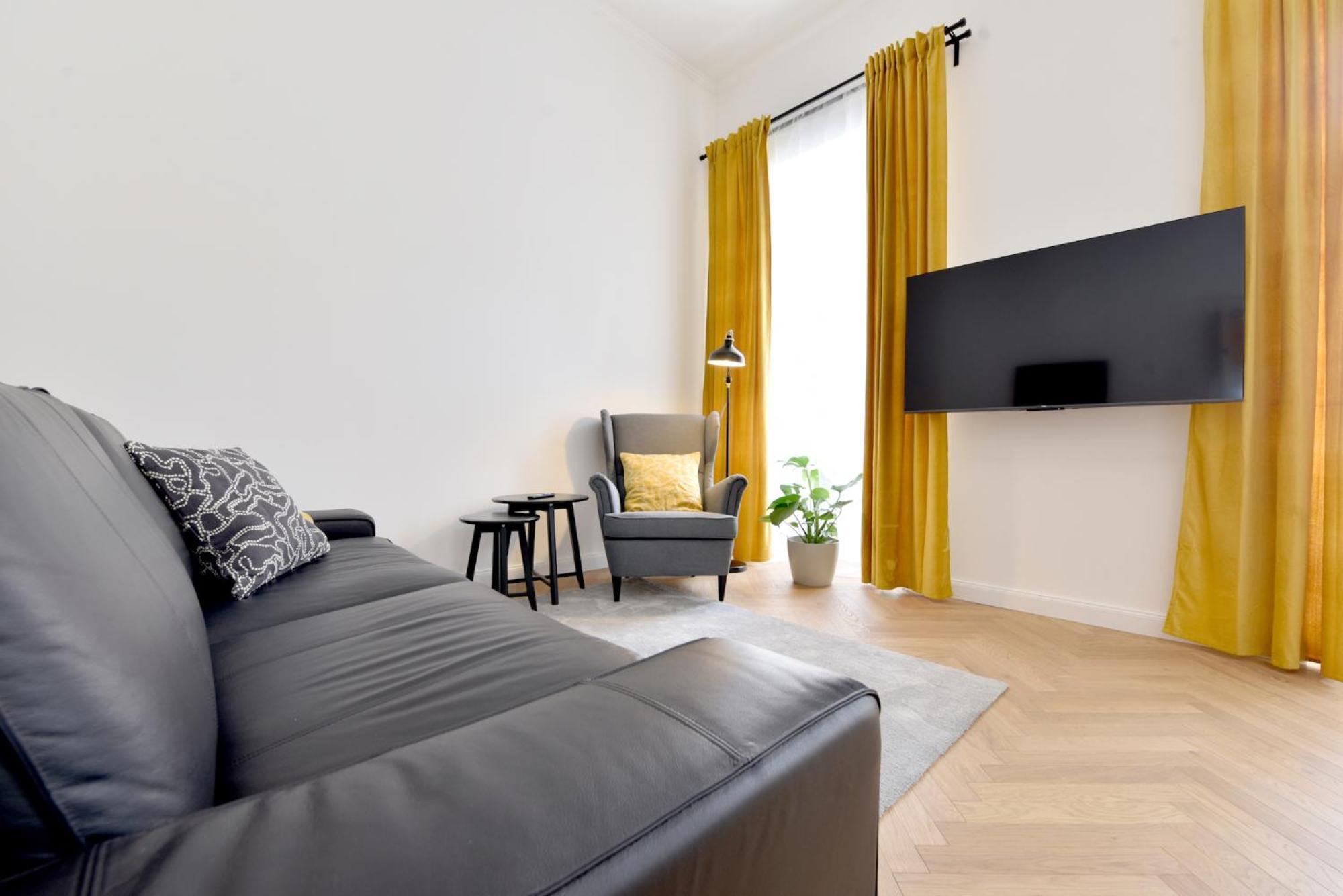 Apartman S Balkonom Trenčín エクステリア 写真